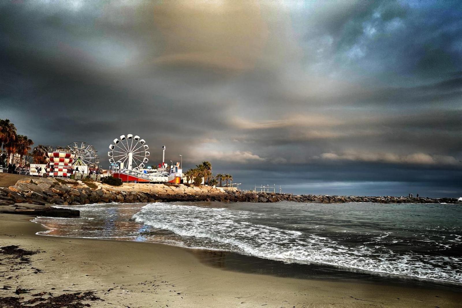 Appartamento Degli Inglesi Sanremo Exterior photo